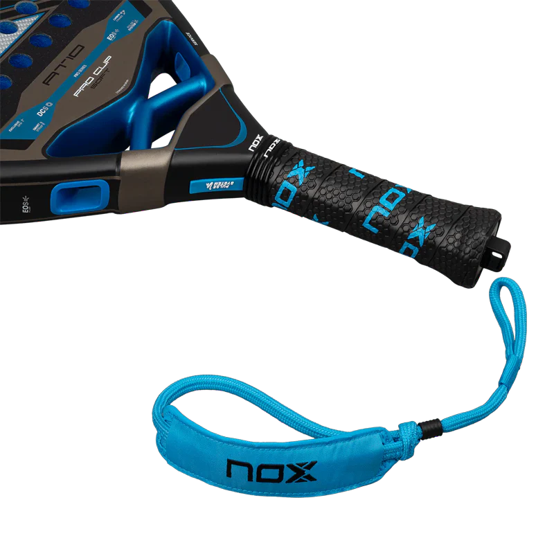 Pala NOX AT10 Pro Cup Soft 2026