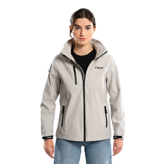 Softshell Nox Team Pale Grey Mujer 2026