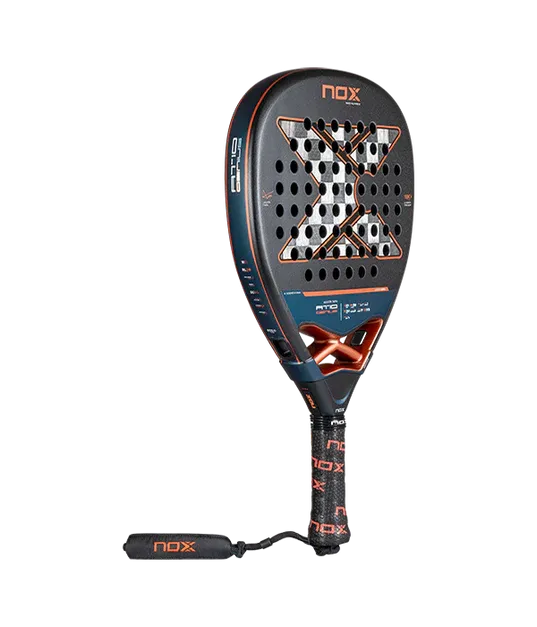 Pala de TEST Nox AT10 Genius Attack 18K 2025 Agustín Tapia