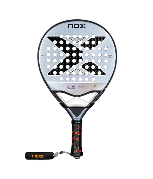 Pala Nox AT10 Pro Cup Comfort 2025 Agustín Tapia