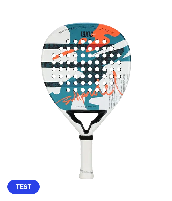 Pala de TEST Bullpadel Ionic Light 2025