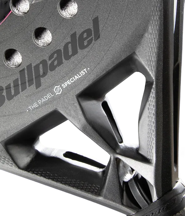 Pala de TEST Bullpadel Hack 04 Hybrid 2026