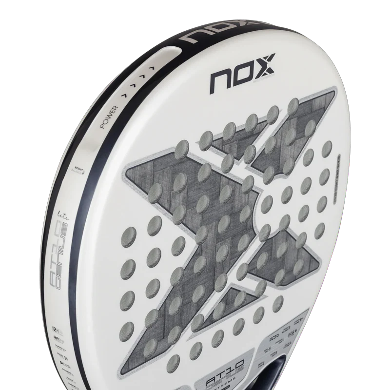 Pala de TEST Nox AT10 Genius 12K Xtrem Lite by Agustin Tapia 2026