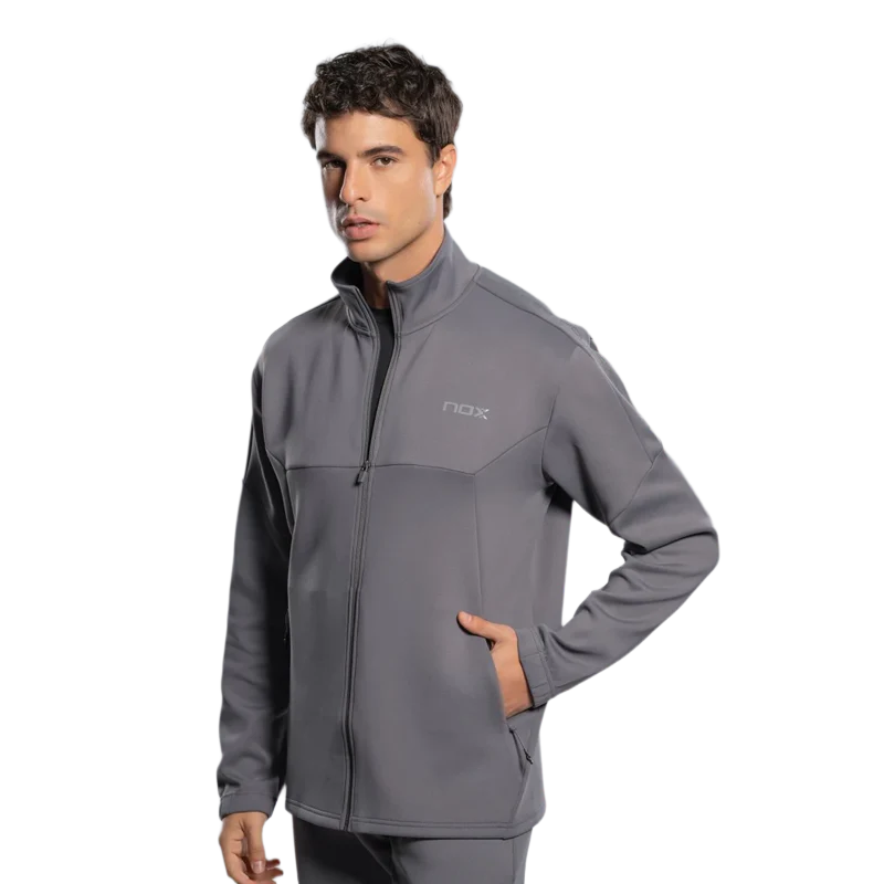 Chaqueta Nox Team Moon Grey Hombre 2026