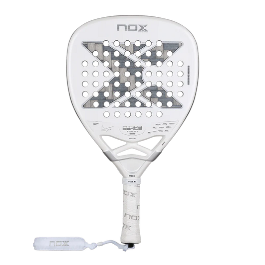 Pala NOX AT10 Genius Attack 12K Xtrem by Agustin Tapia 2026