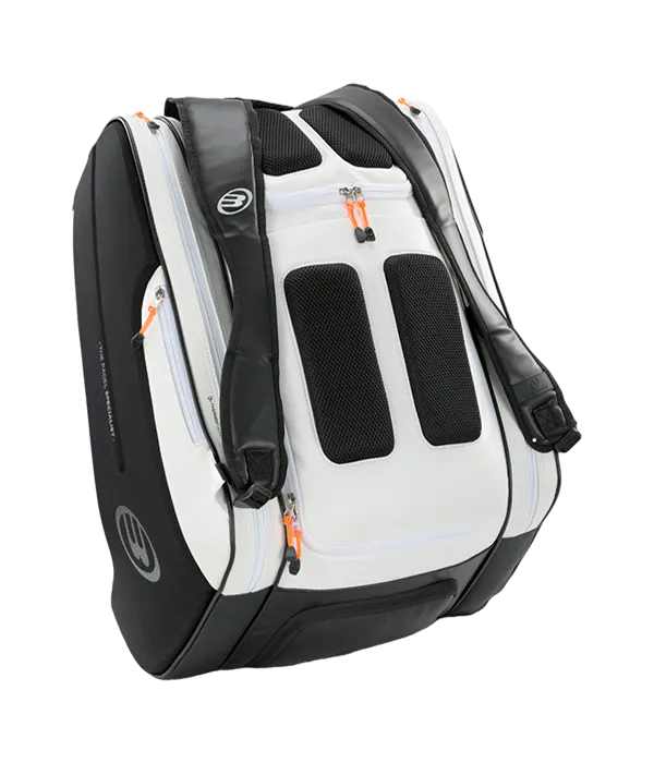 Paletero Bullpadel Hack Negro/Blanco 2025
