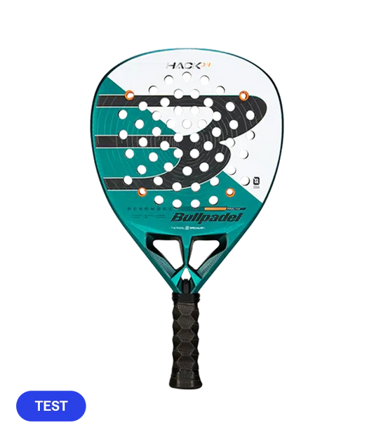 Pala de TEST Bullpadel Hack 04 2025 Paquito Navarro