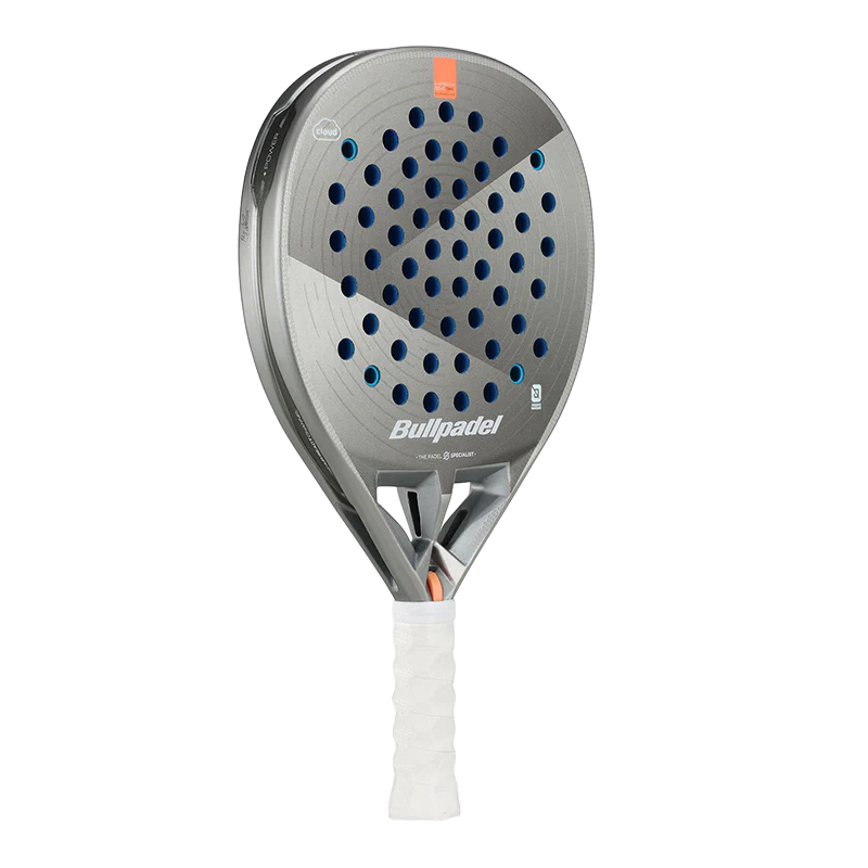 Pala de TEST Bullpadel Hack 04 Hybrid Cloud Paquito Navarro 2026
