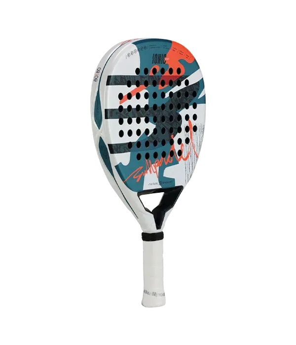 Pala de TEST Bullpadel Ionic Light 2025
