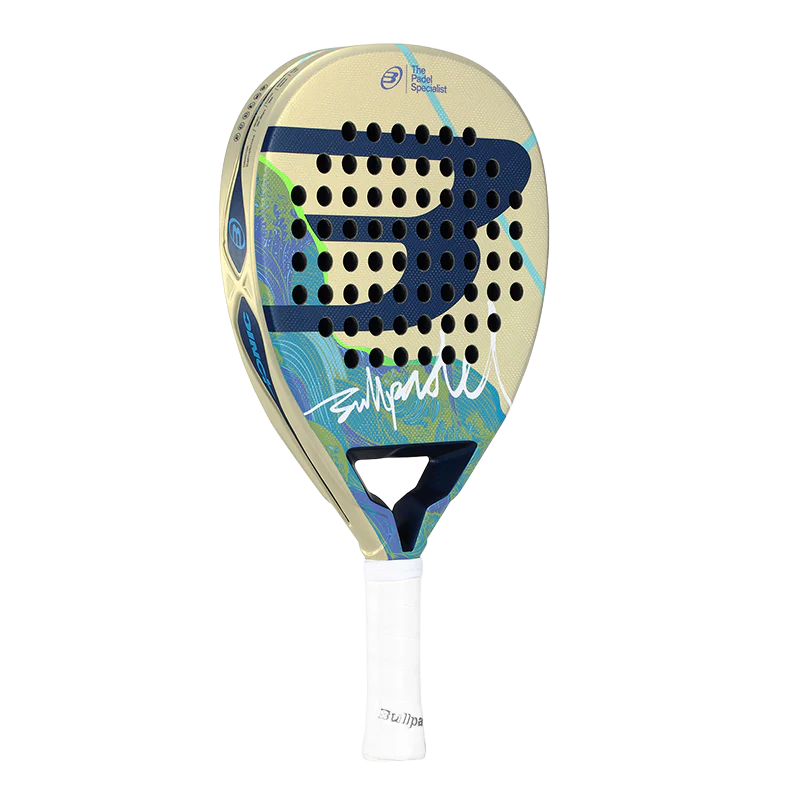 Pala de TEST Bullpadel Ionic Light 2026