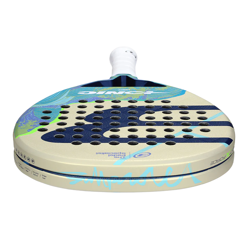 Pala de TEST Bullpadel Ionic Light 2026